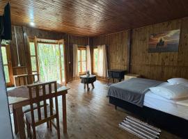 Cabana Bromélia，位于Treviso的酒店