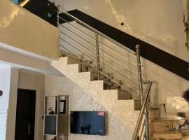 Pulchritude By Revia，位于Oke Ogun的酒店