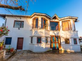 The Mukteshwar Manor，位于穆克缇斯瓦的酒店