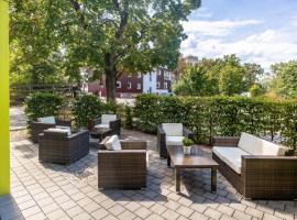 Candlewood Suites Fürth by IHG，位于菲尔特的酒店