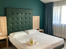 Green Hotel，位于韦尔贾泰的酒店