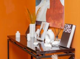 TOPS LOUNGE and suites，位于Agbelekale的酒店