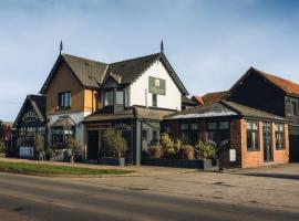 The Station Restaurant & Bar，位于唐克斯特的酒店