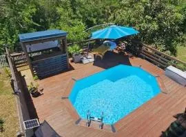 Appartement lumineux avec piscine à Le Moule, 70 m²