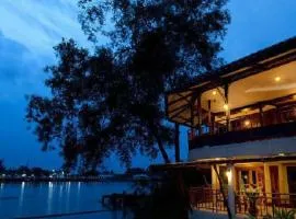 อัมพวาริเวอร์วิว Amphawa River View