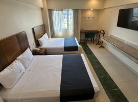 Hotel Real Del Sol - Zona Expo Industrial，位于瓜达拉哈拉的酒店