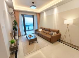 R&F Sea View 2BR New Luxury Design 5pax, Pet Friendly 1CP Netflix I CIQ RTS High Floor Unblock Super Sea View，位于新山的宠物友好酒店