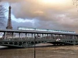 Chatillon Citea Capsule Chambre chez l'habitant Chatillon métro pour nuitée avec accès direct Paris centre et Espace limité en journée Paris sans nuitée accès limité 8h00-19h00 pour dépôt bagages