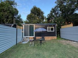 rock camp cabins，位于Rancho Laborcilla的酒店