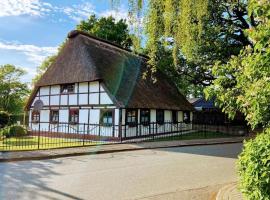 Cabin in Quickborn with swimming pool，位于奎克博恩的酒店
