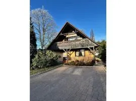 Little Heidjer House