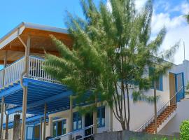 The Tree House Port Vila，位于Tatafo的酒店