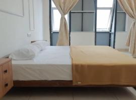 AZURE stay happy，位于Pudunagaram的酒店