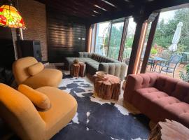 Posada La Vieja Escuela，位于La Revilla的酒店