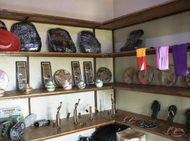 Majik Resort Beach，位于Busia的酒店