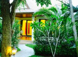 奥南甲米泰国自然之家度假屋，位于奥南海滩的度假屋