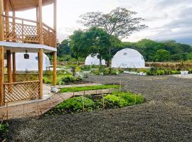 Nekoli Glamping at the Foothills of Mt Meru，位于阿鲁沙的酒店