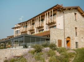 Borgo Capietaglio Wine Resort，位于Gromlongo的酒店