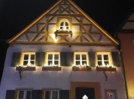 Antikperle mit Komfort，位于希尔波尔特施泰因的酒店