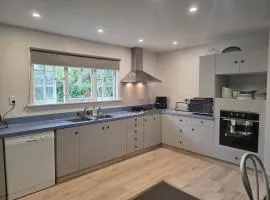 Harleston House - Accomodation and Vineyard