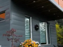 The Cube Cow Bay Suite