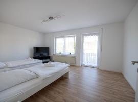 W&P Living Wohnung mit Balkon Parkplatz，位于Biberbach的酒店