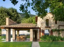 Historic Apartment With Panoramic Views Of Assisi