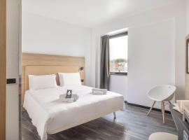 B&B Hotel Pomezia Roma，位于波梅齐亚的酒店
