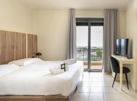 B&B HOTEL Pomezia Cortese，位于波梅齐亚的酒店