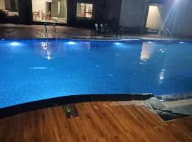 Corbett Crown Resort