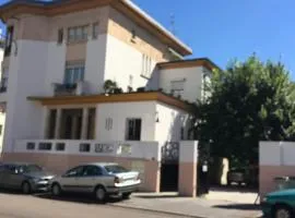 IDÉAL ART DÉCO compris un parking privé sécurisé Darcy Liberté centre Gare-Ville