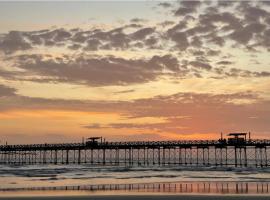 Hospedaje en Pimentel, playa，位于皮门特尔的酒店