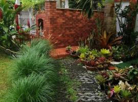 La Parenthèse Verte à ducos，位于Ducos的酒店