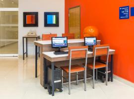 曼萨尼约智选假日酒店，位于曼萨尼约的海滩酒店