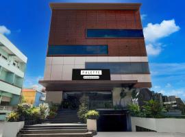 Palette Naveena Grand Hyderabad，位于Madhapur的酒店