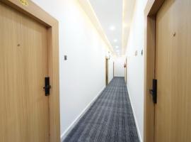 Townhouse Kothagudem Bus Terminal Vijayawada Formerly Rasballa，位于Kottagūdem的酒店