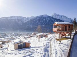 Chalets & Glamping Nassfeld by ALPS RESORTS，位于克查赫的酒店