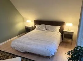 Silk and Stone Manor