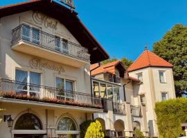 Hotel Mateo，位于Stopnica的酒店