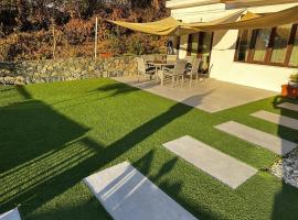 ARSENIa COTTAGE，位于基佩朗达的酒店