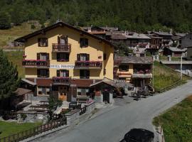 Hotel Paramont，位于Baulen的酒店