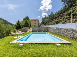 Gerês Cascatas Residence，位于吉尔斯的酒店