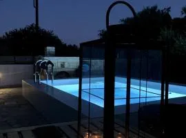 Villa with private pool close to the beach