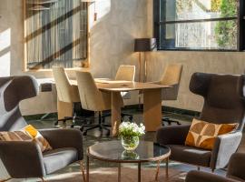 伊鲁尼皮奥12号酒店，位于马德里的酒店