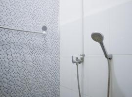 Guest House Poerto Lemon，位于Wonosari的酒店