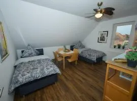 Moderne 3-Zimmer-Wohnung für bis zu 5 Personen, WLAN, Küche - Ideal für Monteure & Gruppen