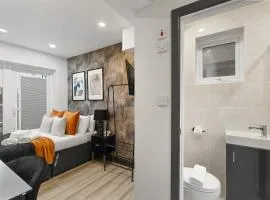 Stylish Studio and Parking Fast access Central London