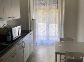 Zentrale Unterkunft，位于伯尔尼的酒店