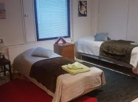 Cozy economy room for 2 persons at the shopping area