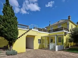 Apartments with parking space Senj - 21500